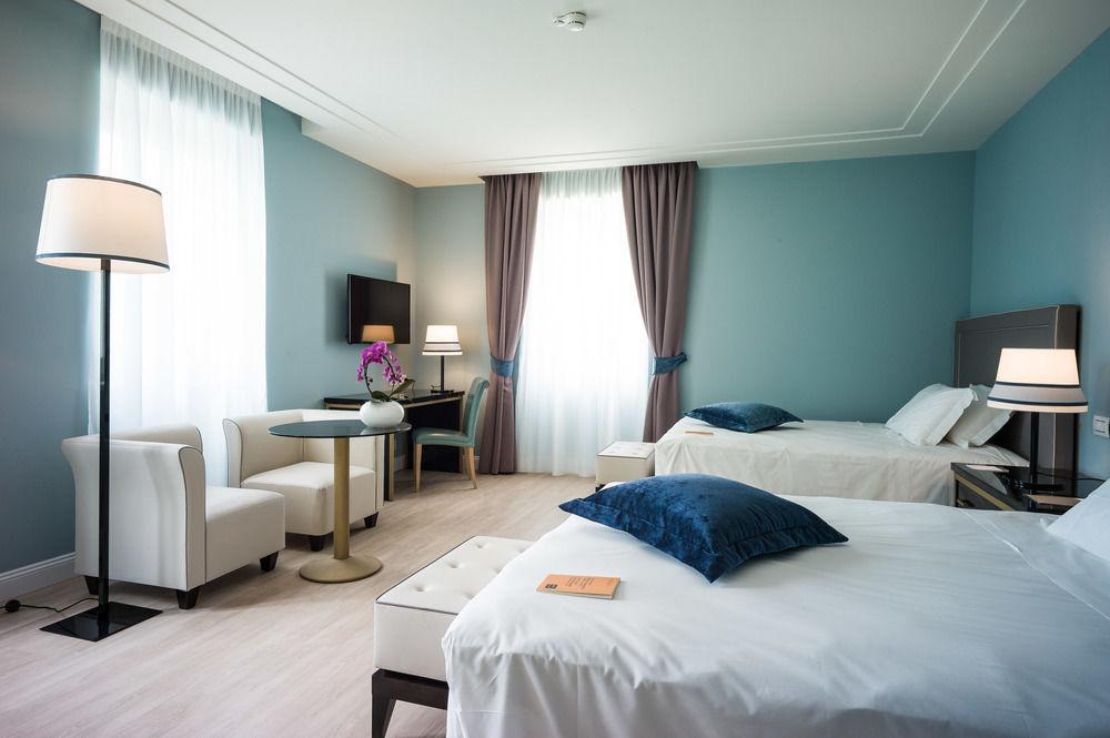 Palace Hotel 4*